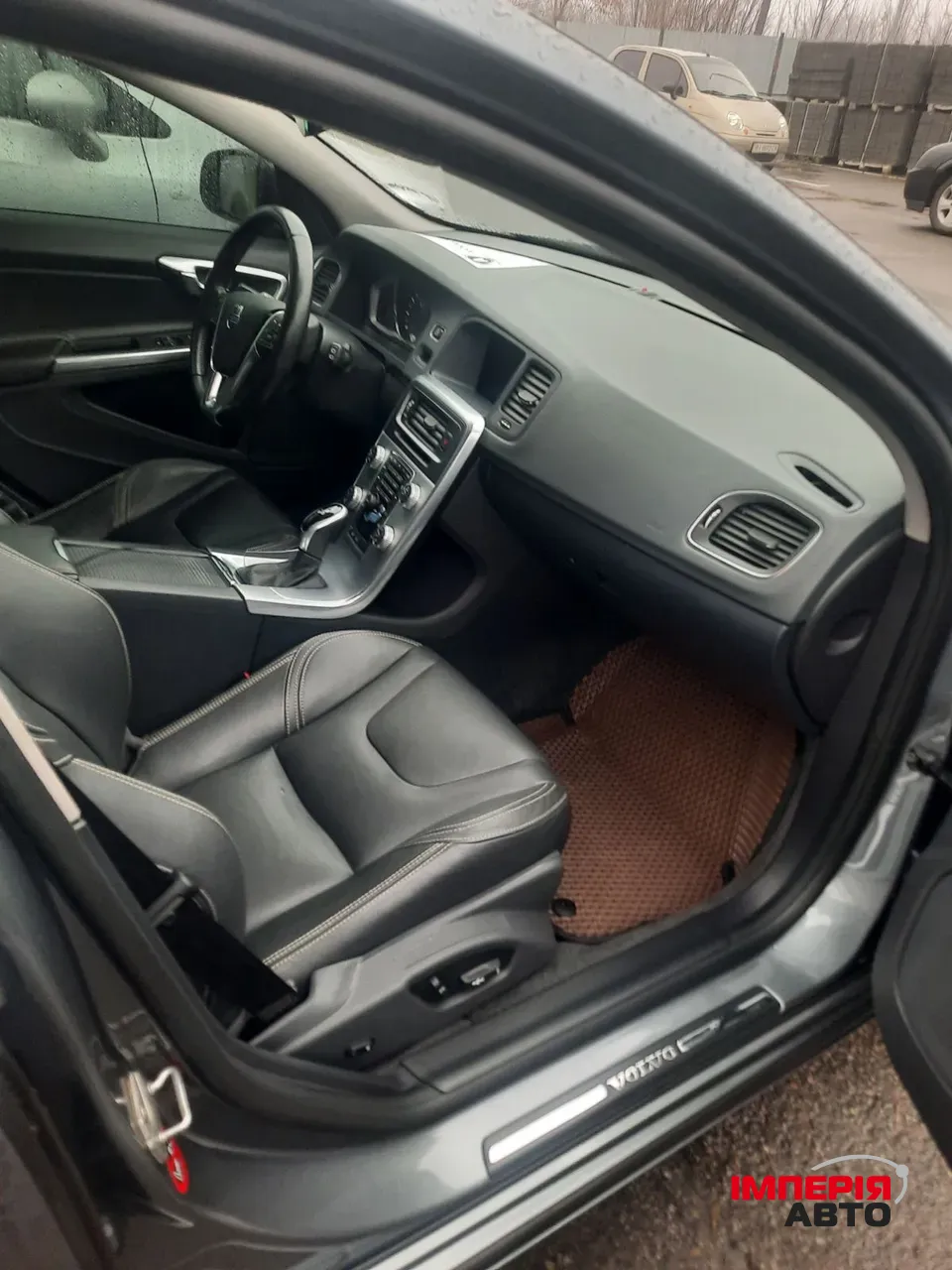 Volvo V60 - фото 9