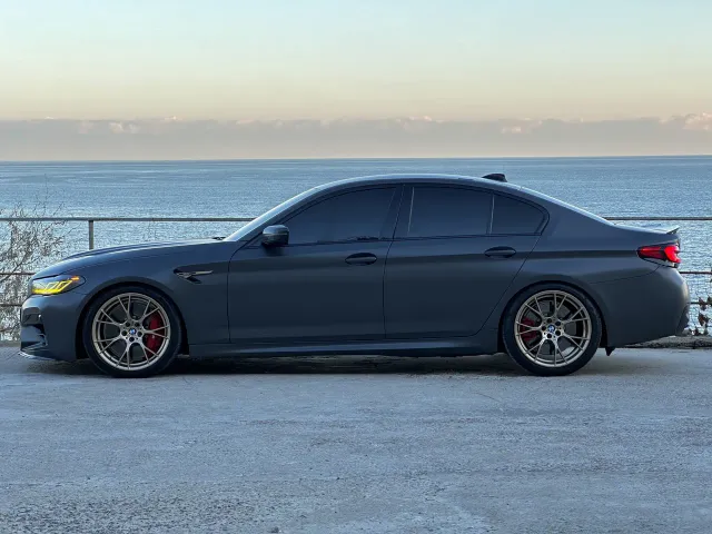 BMW M5 - фото 5