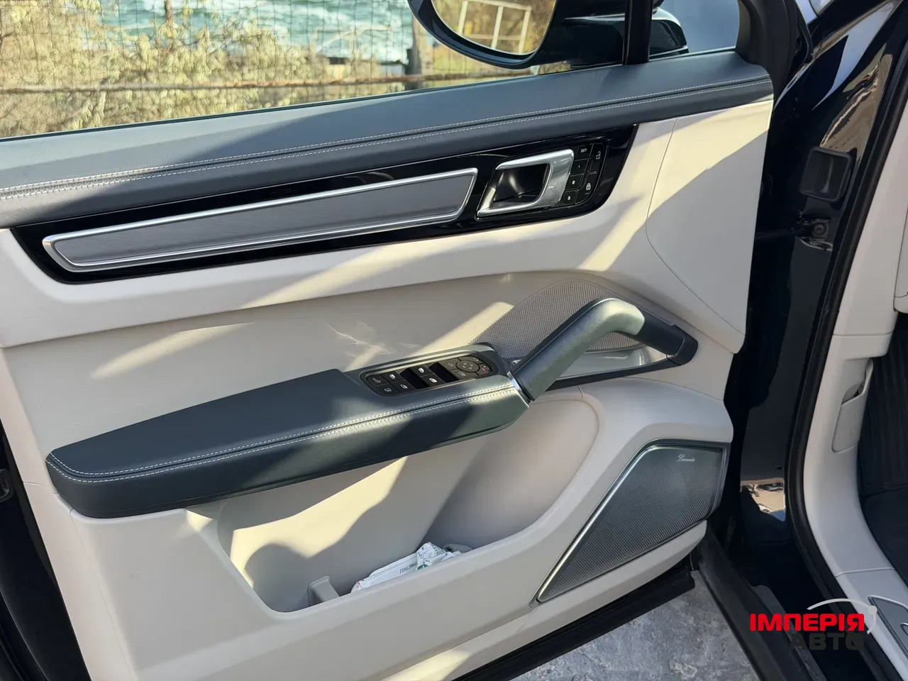 Porsche Cayenne - фото 20