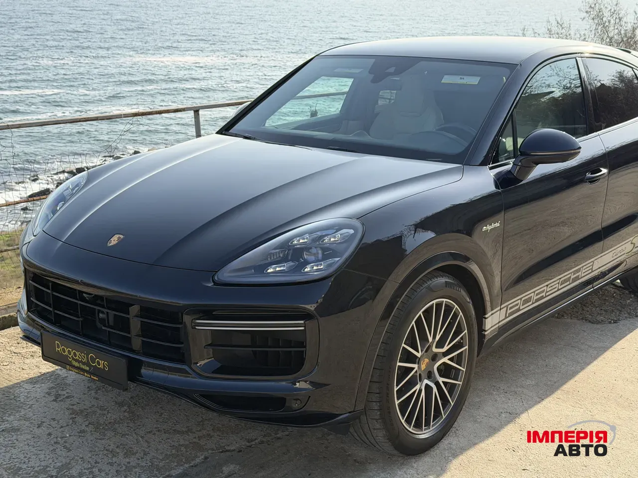 Porsche Cayenne - фото 9