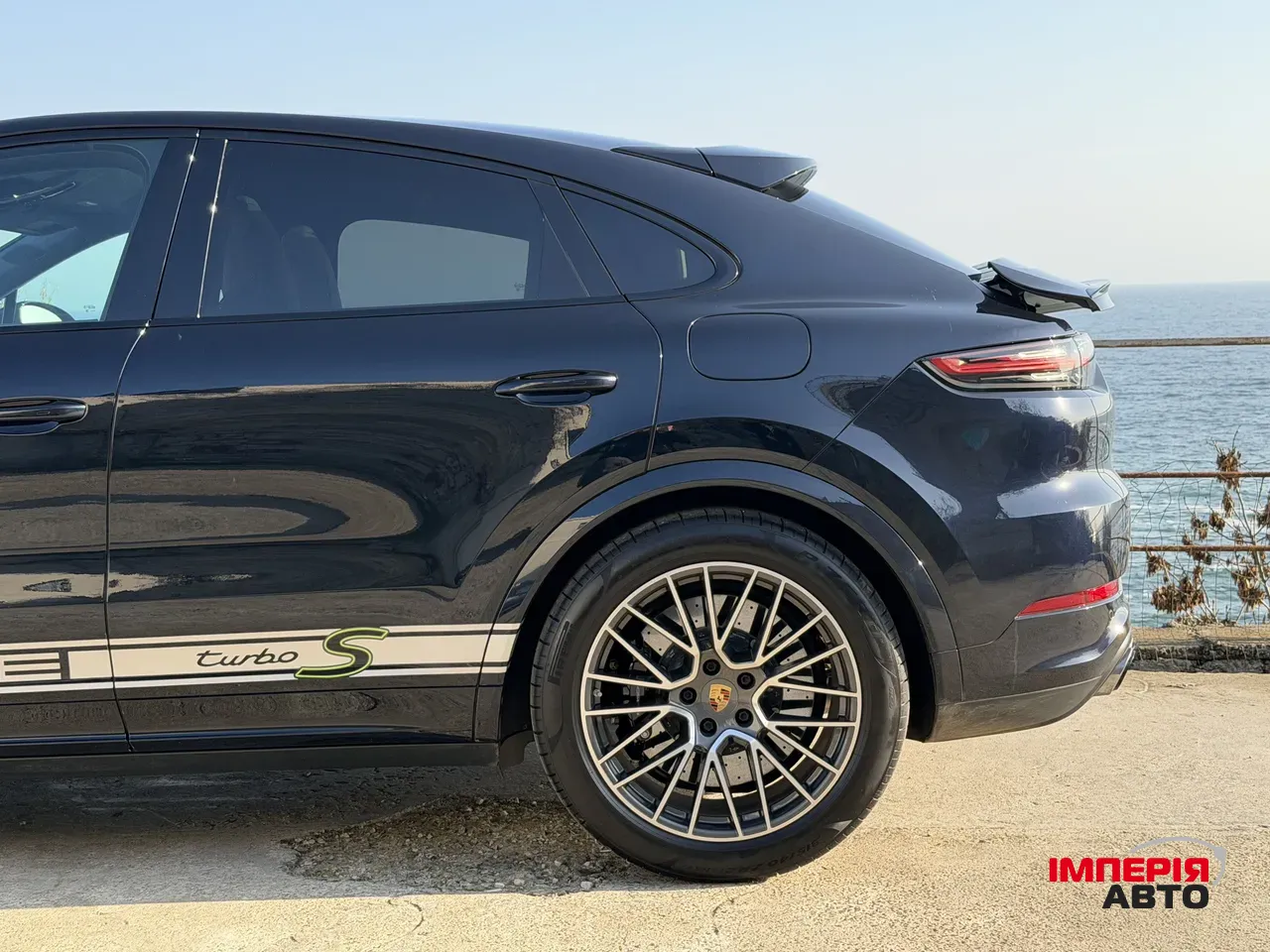 Porsche Cayenne - фото 11