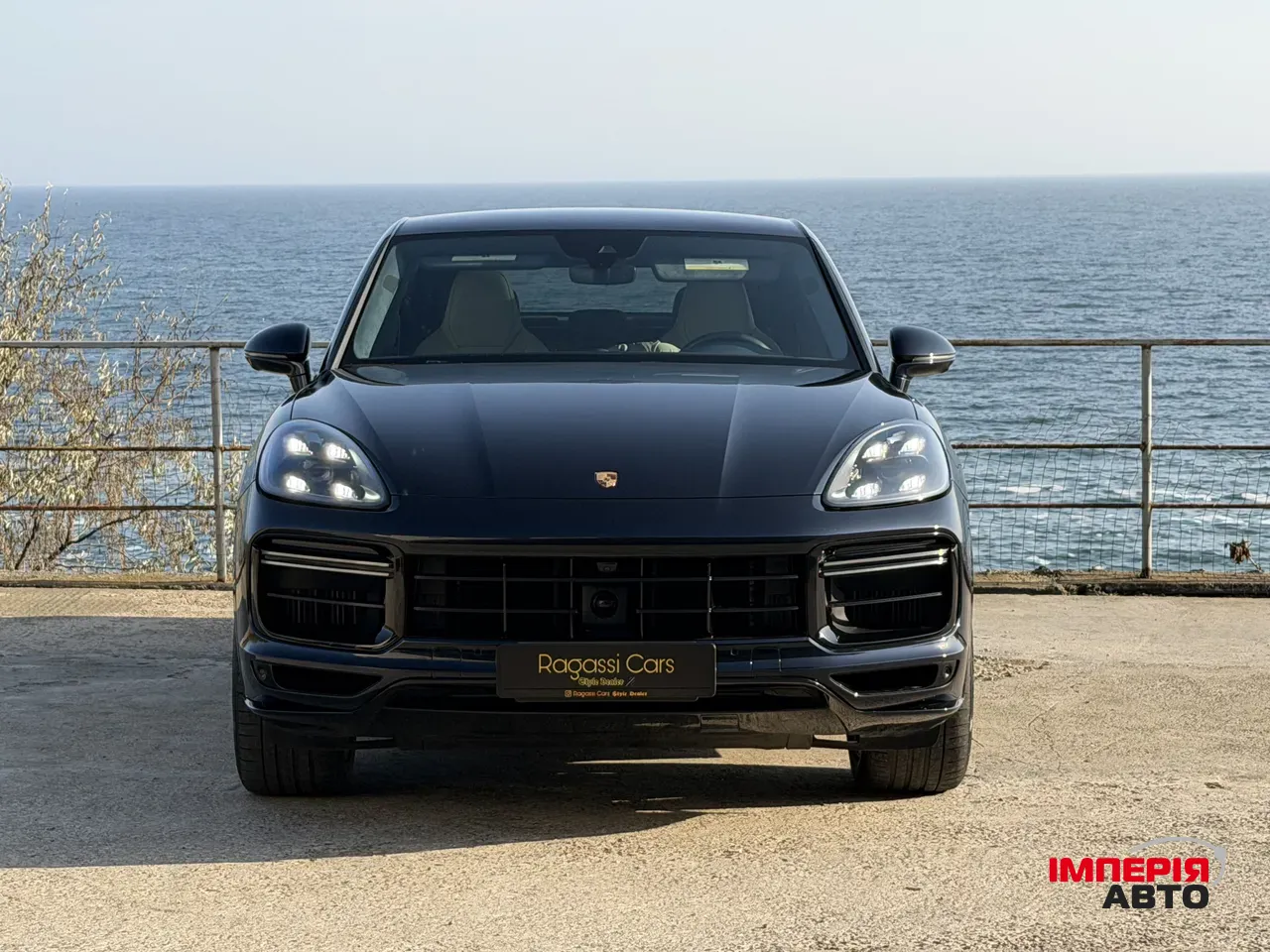 Porsche Cayenne - фото 7