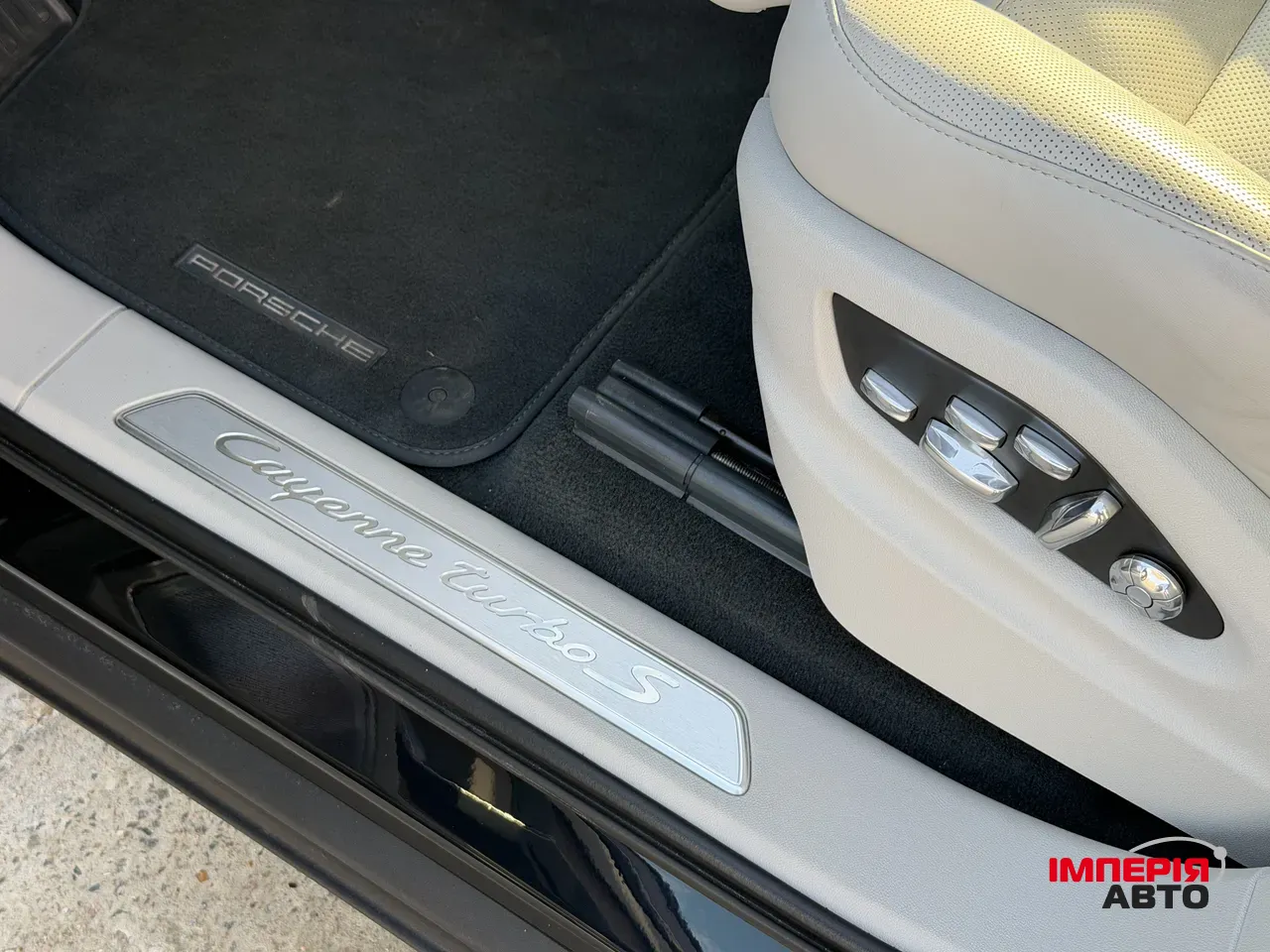Porsche Cayenne - фото 21