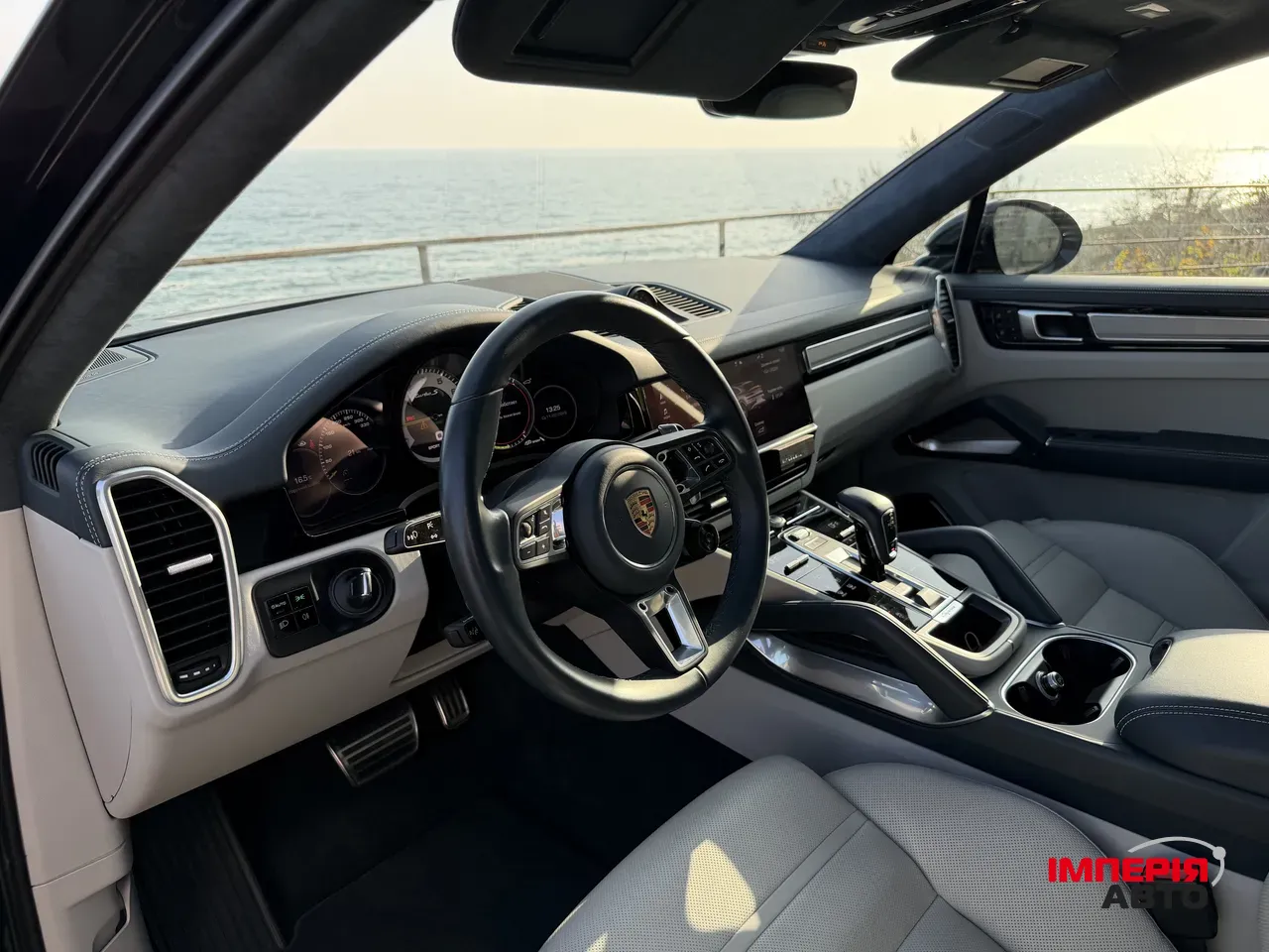 Porsche Cayenne - фото 17