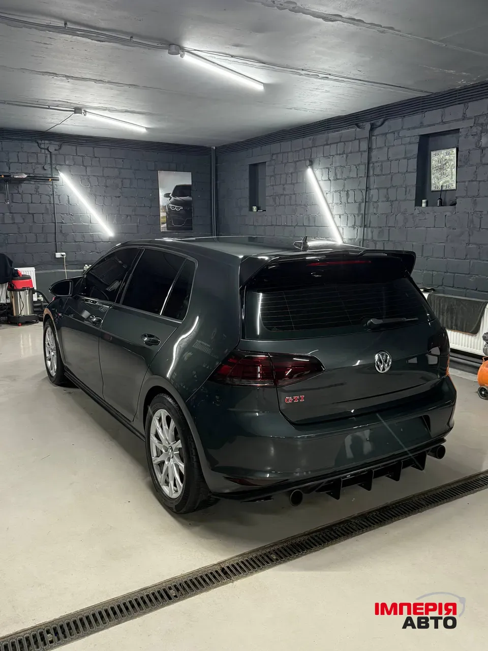 Volkswagen Golf GTI - фото 6