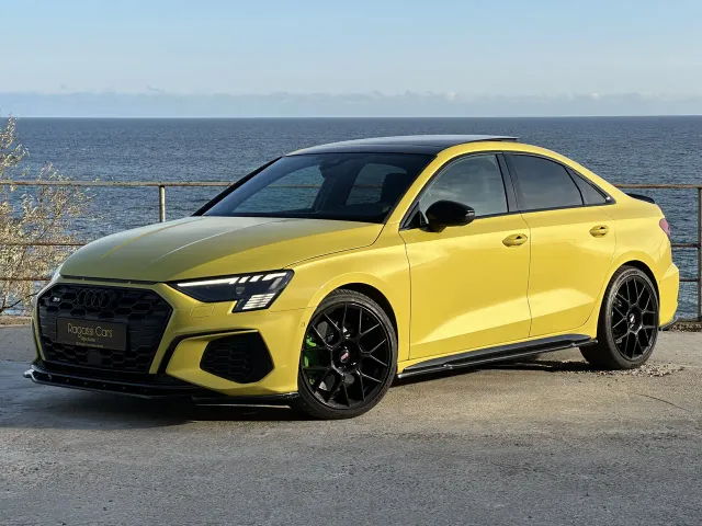 Audi S3 - фото 1