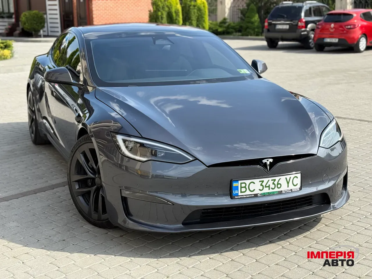 Tesla Model S - фото 2