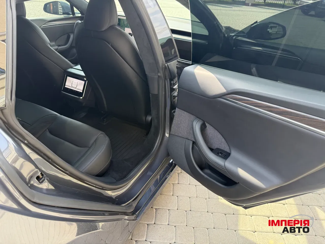 Tesla Model S - фото 21