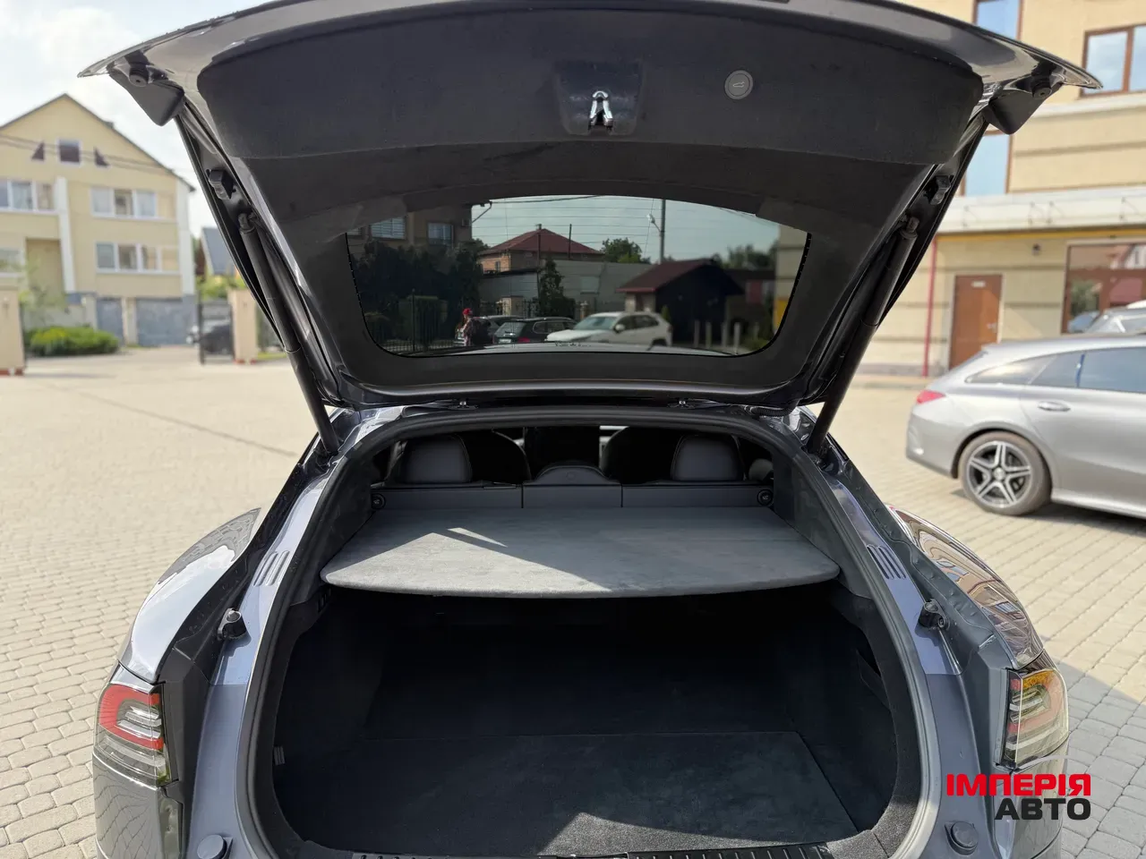 Tesla Model S - фото 23