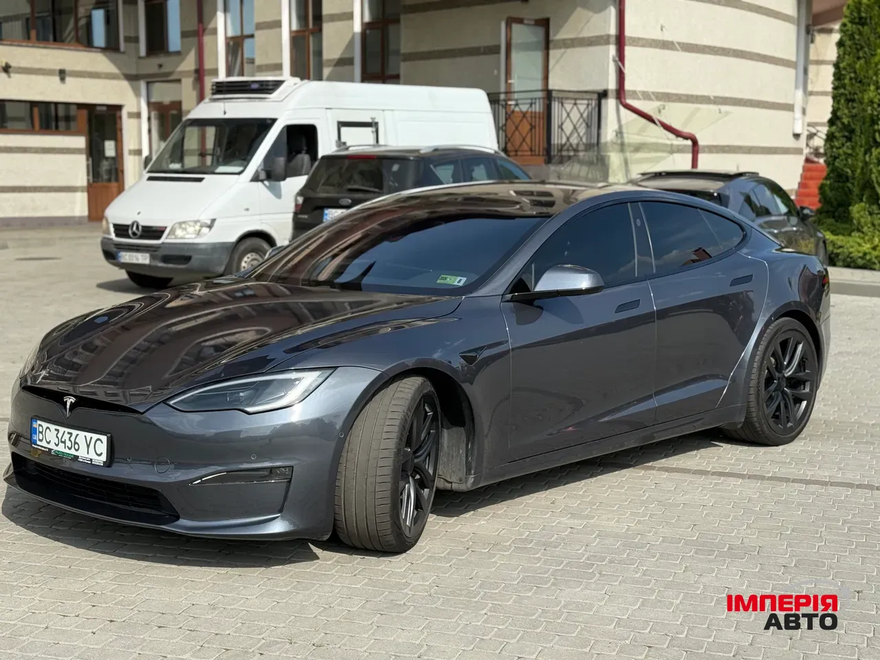 Tesla Model S - фото 5