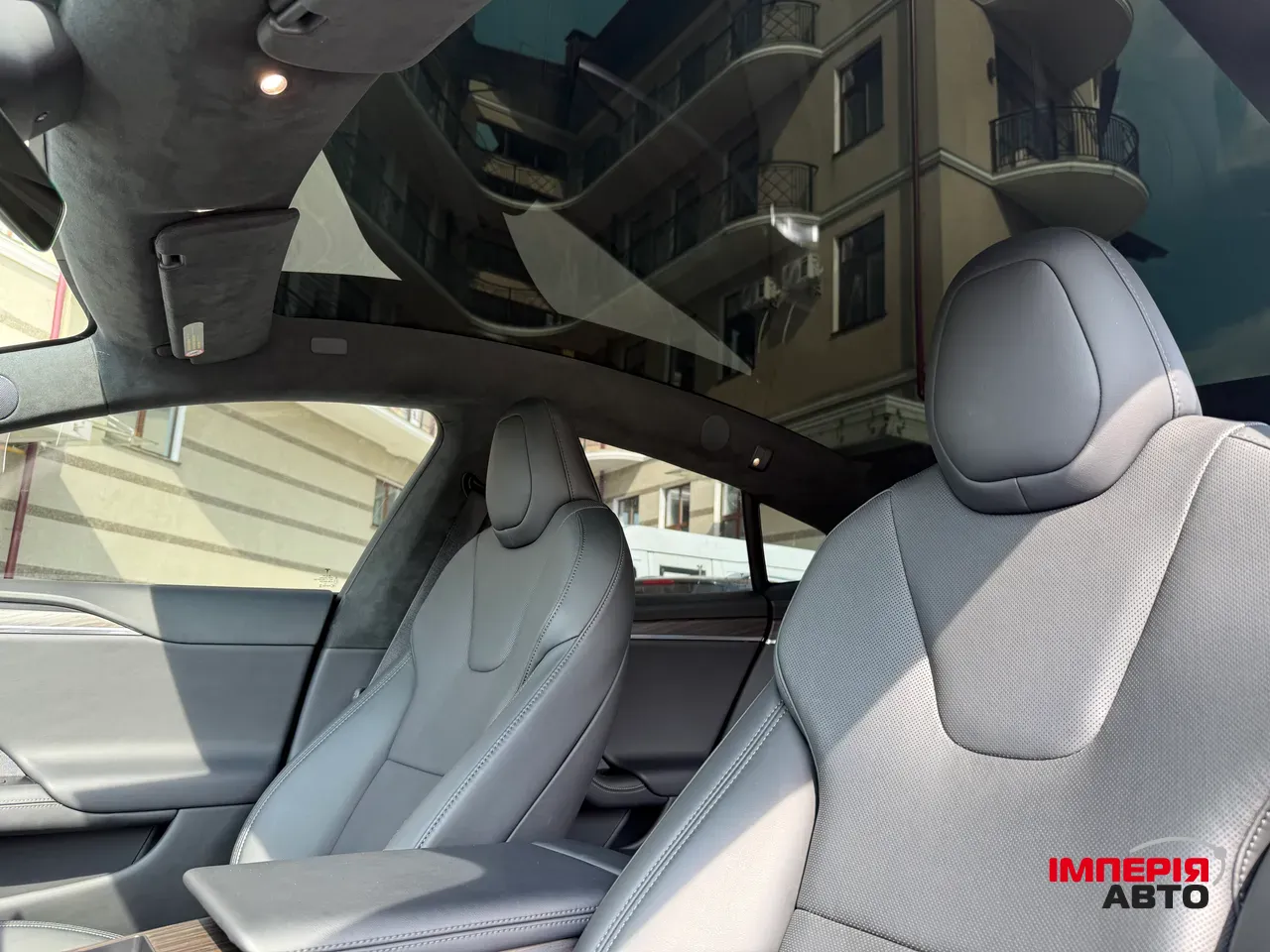 Tesla Model S - фото 16