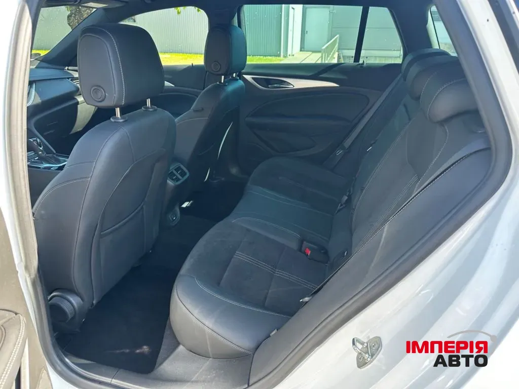 Opel Insignia - фото 15