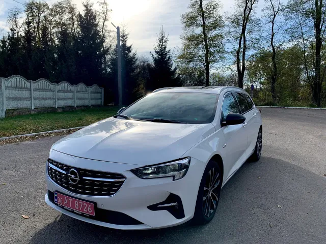 Opel Insignia - фото 2
