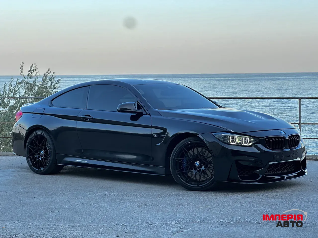 BMW M4 - фото 6
