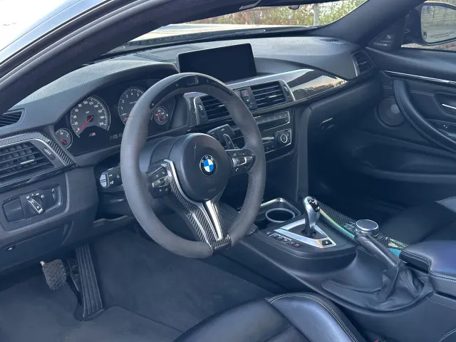 BMW M4 - фото 2
