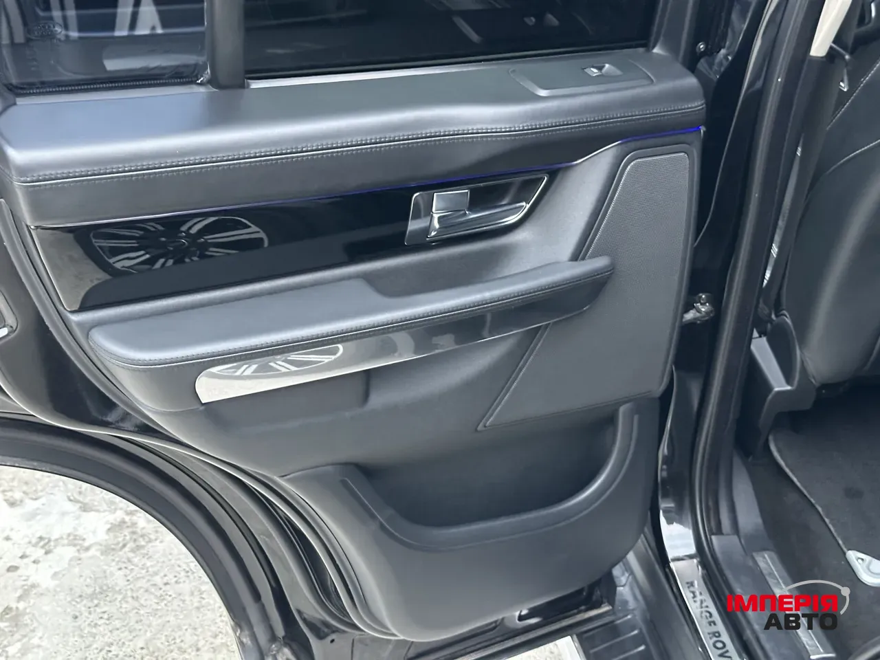 Land Rover Range Rover Sport - фото 16