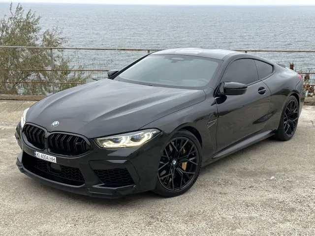 BMW M8 - фото 1