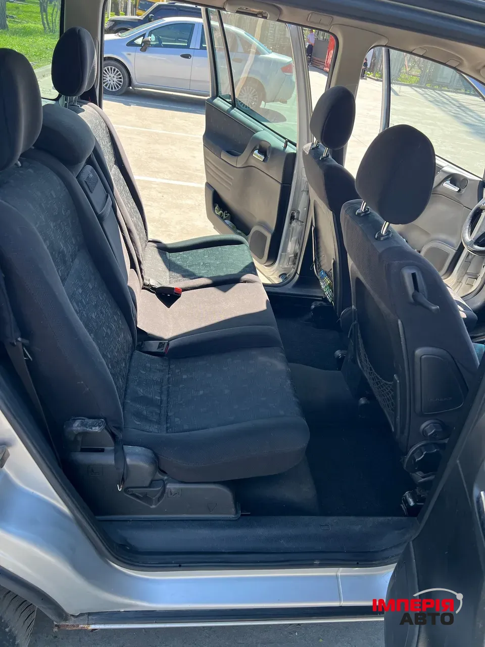 Opel Zafira - фото 14