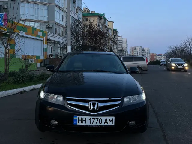 Honda Accord - фото 2