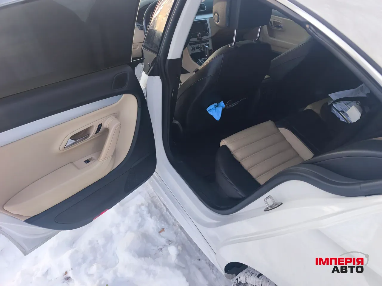 Volkswagen Passat CC - фото 8