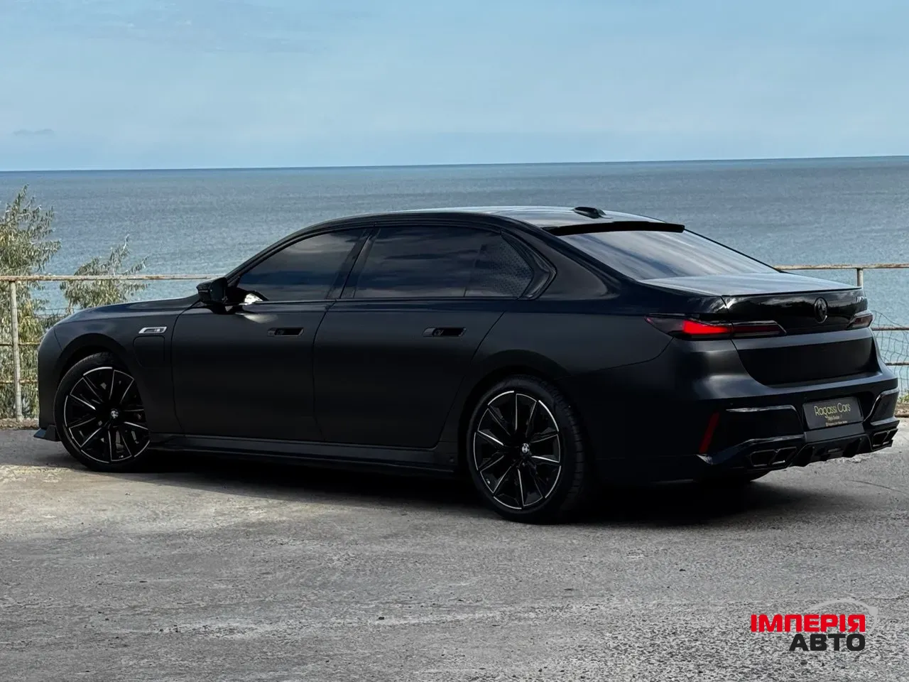 BMW 7 серії - фото 10