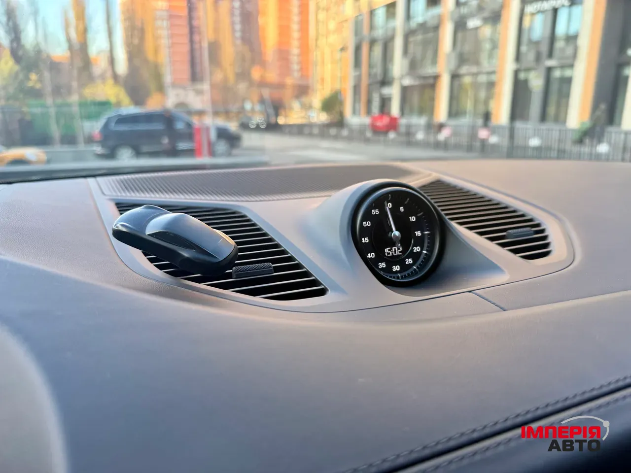 Porsche Cayenne - фото 15