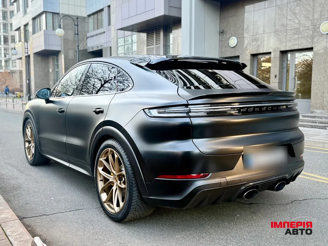 Porsche Cayenne - фото 1