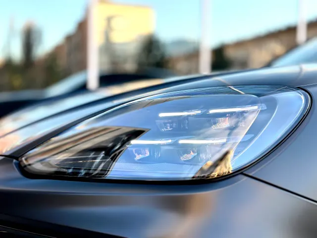 Porsche Cayenne - фото 4