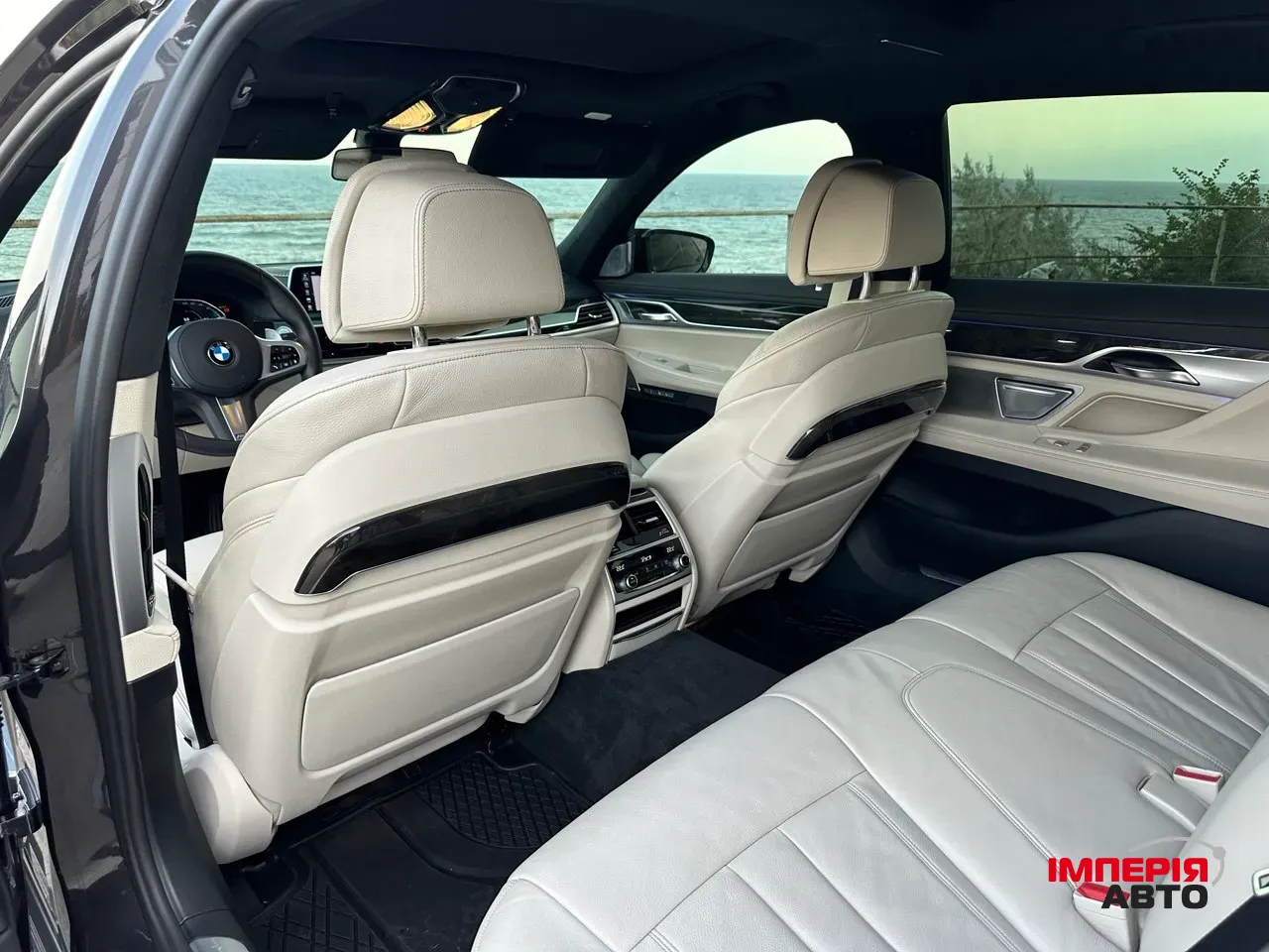 BMW 7 серії - фото 21