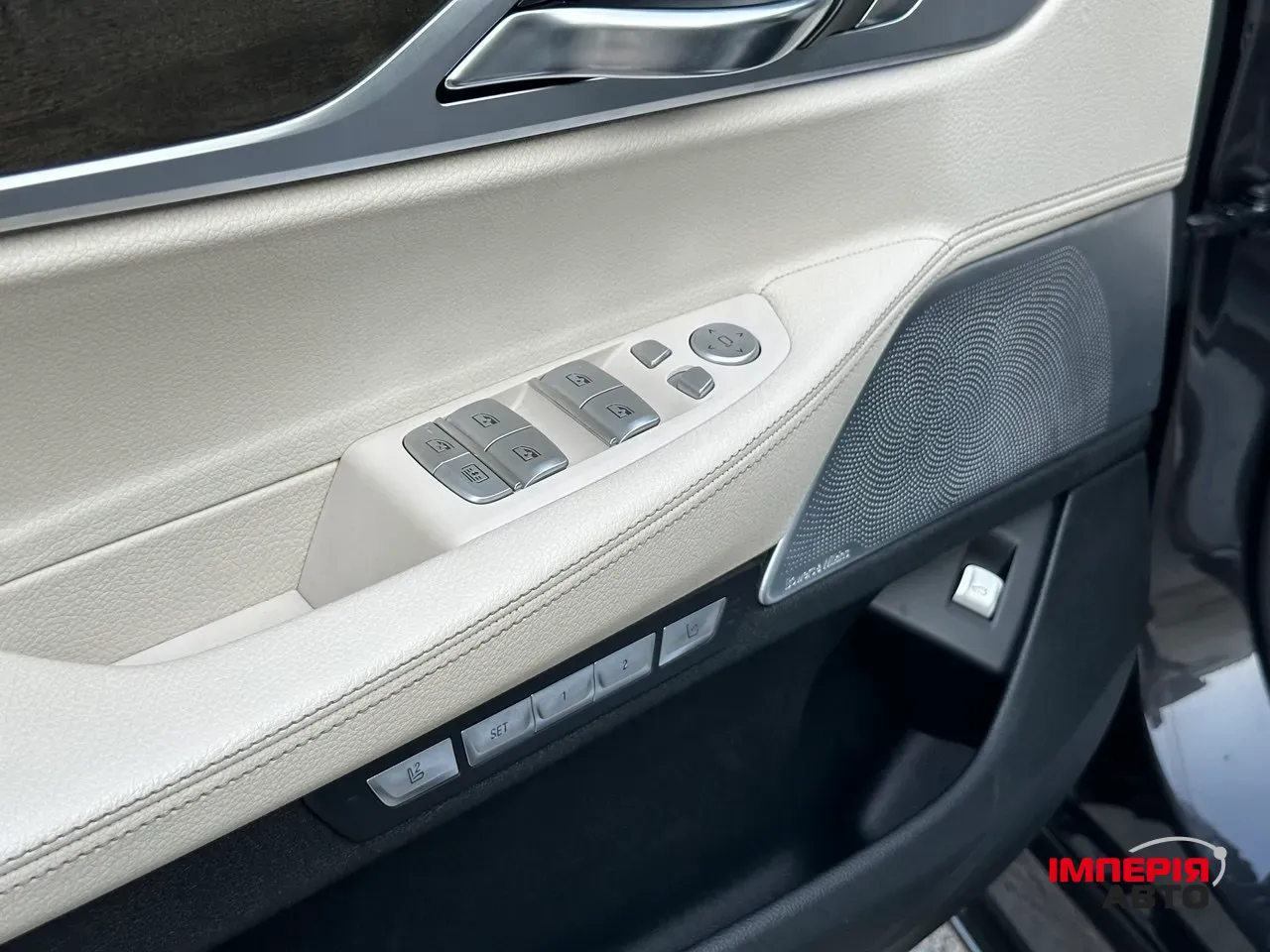 BMW 7 серії - фото 28