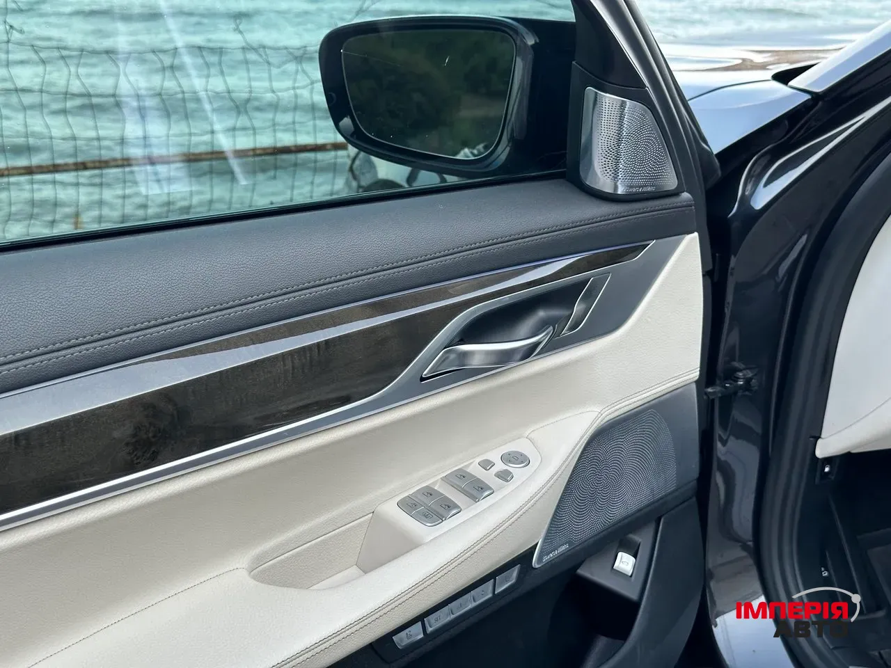 BMW 7 серії - фото 24
