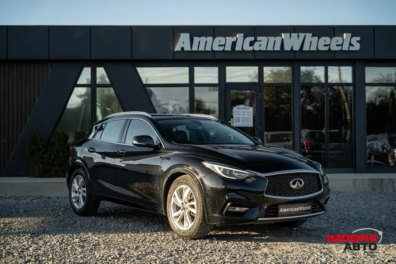 Infiniti QX30 - фото 3