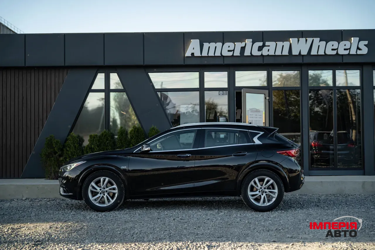 Infiniti QX30 - фото 4