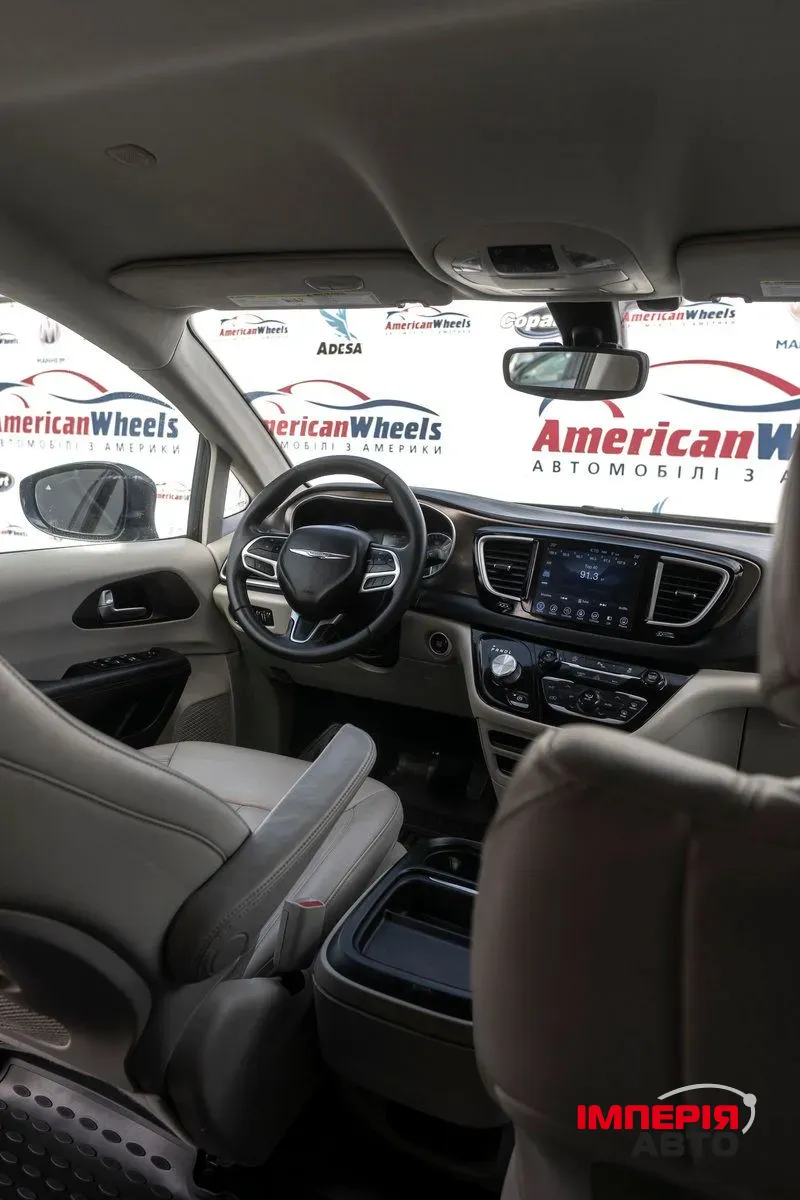 Chrysler Pacifica - фото 17