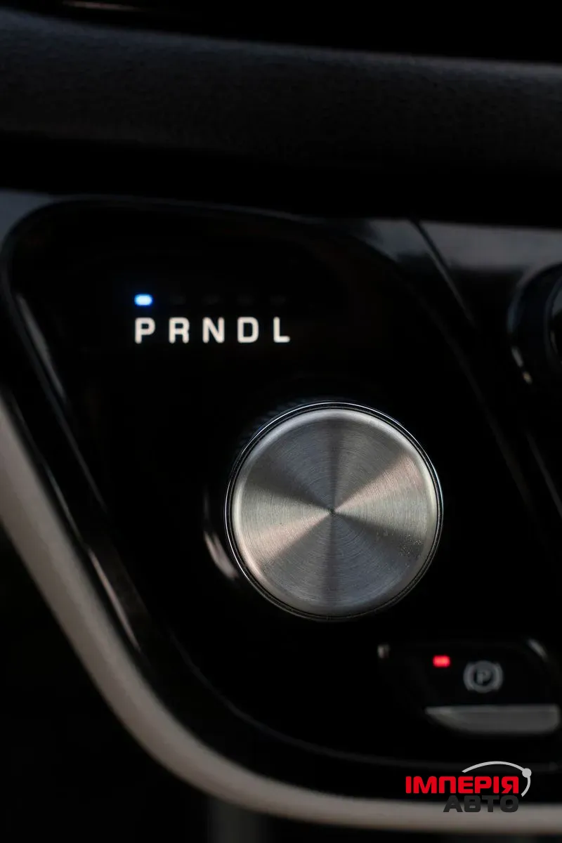 Chrysler Pacifica - фото 15