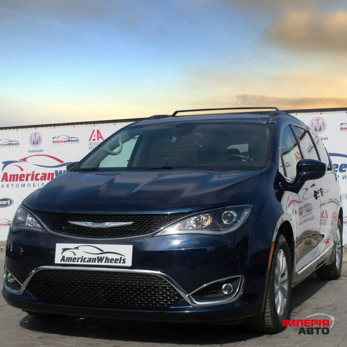 Chrysler Pacifica - фото 4