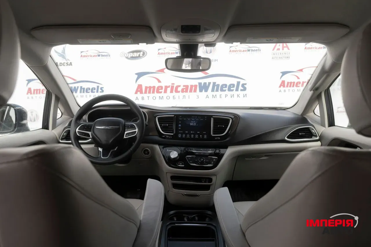 Chrysler Pacifica - фото 19