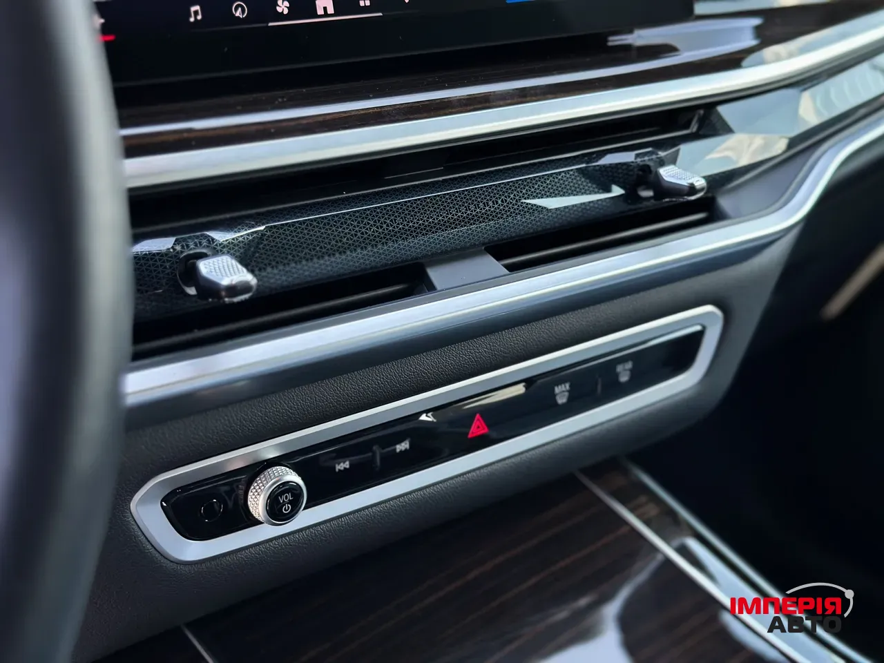 BMW X5 - фото 25