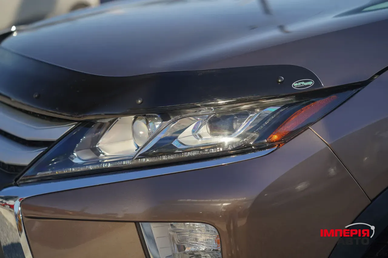 Mitsubishi Eclipse Cross - фото 11