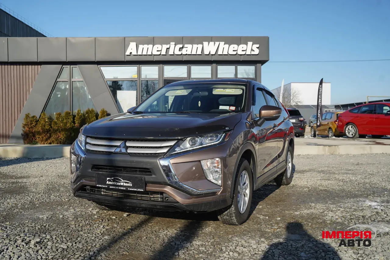 Mitsubishi Eclipse Cross - фото 1