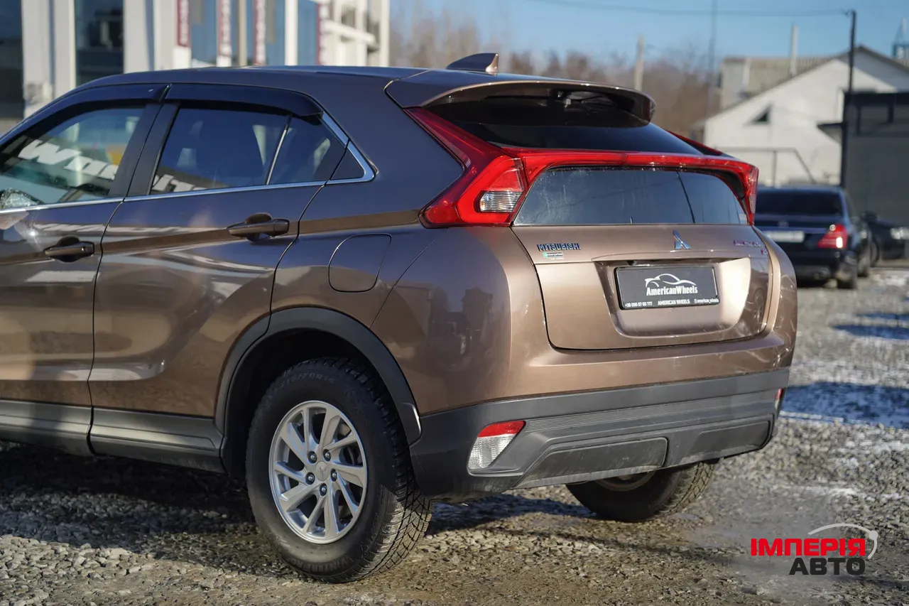 Mitsubishi Eclipse Cross - фото 5