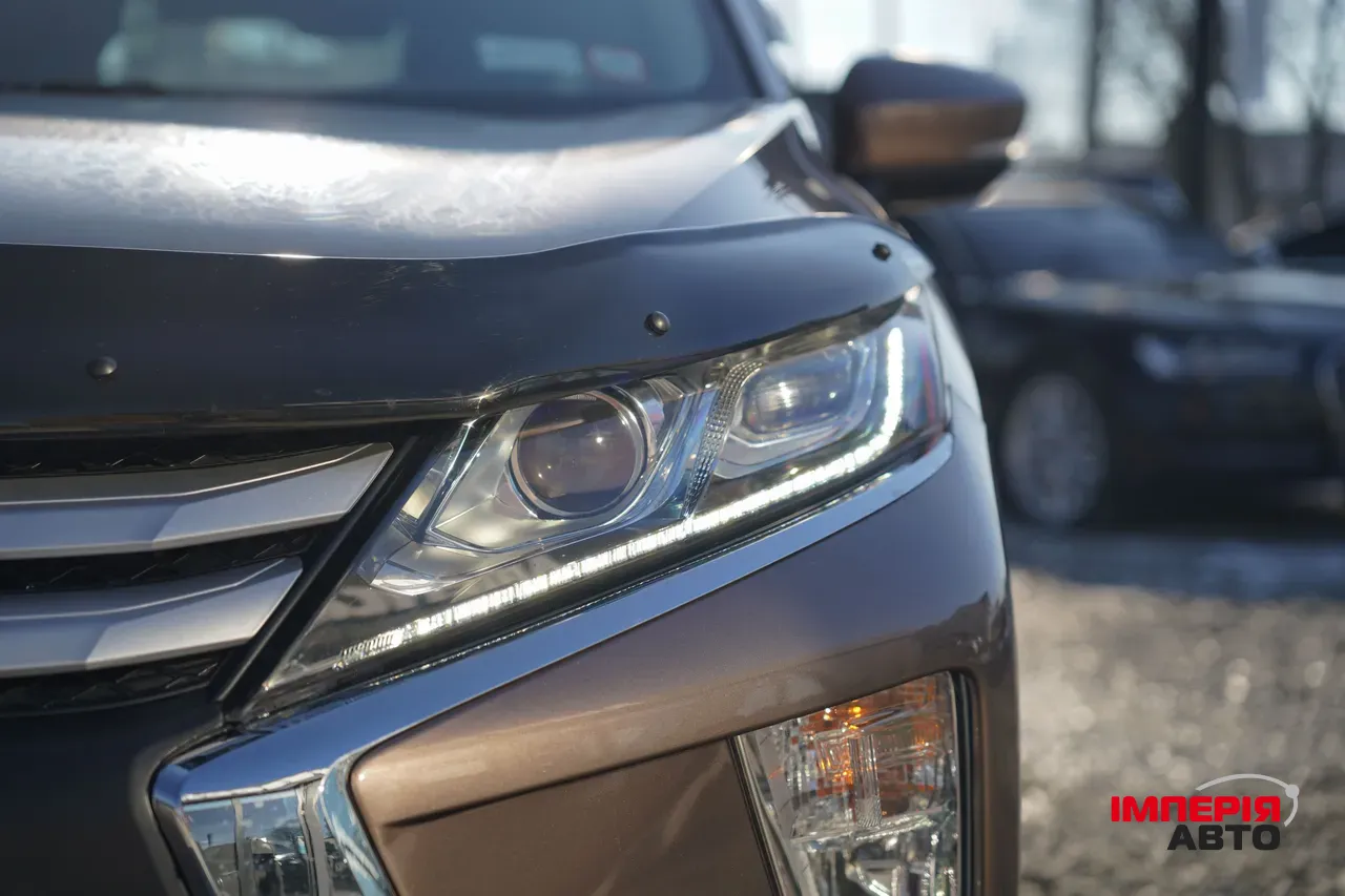 Mitsubishi Eclipse Cross - фото 10