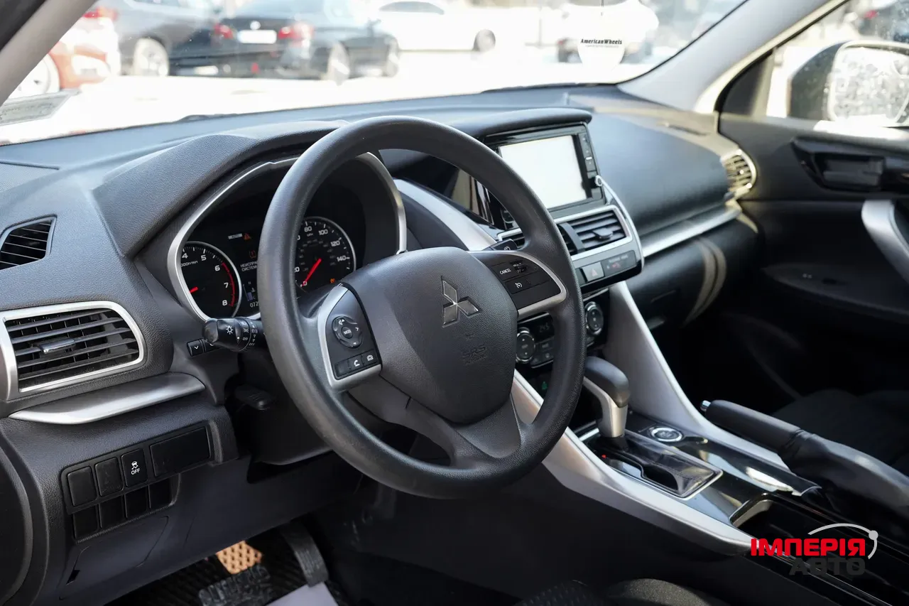 Mitsubishi Eclipse Cross - фото 16