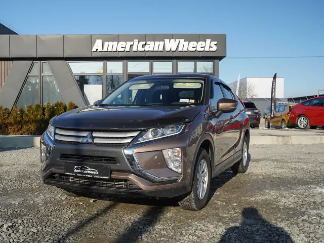 Mitsubishi Eclipse Cross - фото 1