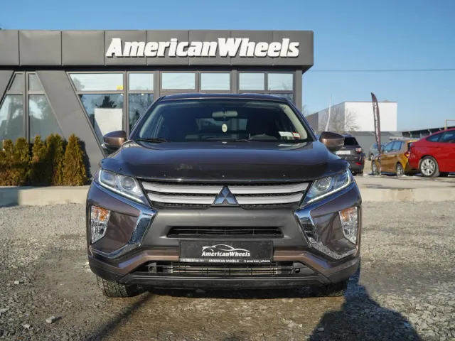 Mitsubishi Eclipse Cross - фото 2