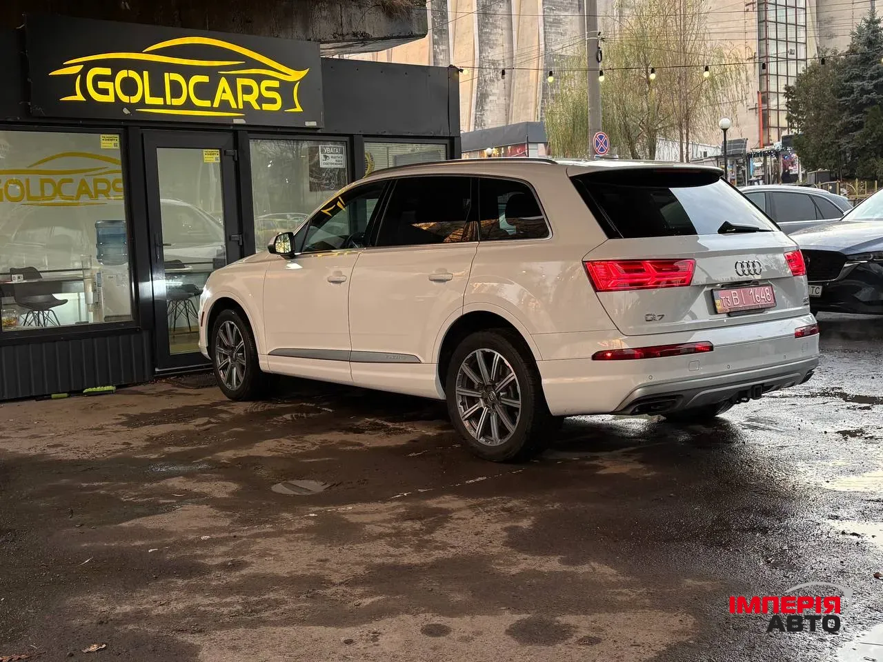 Audi Q7 - фото 13