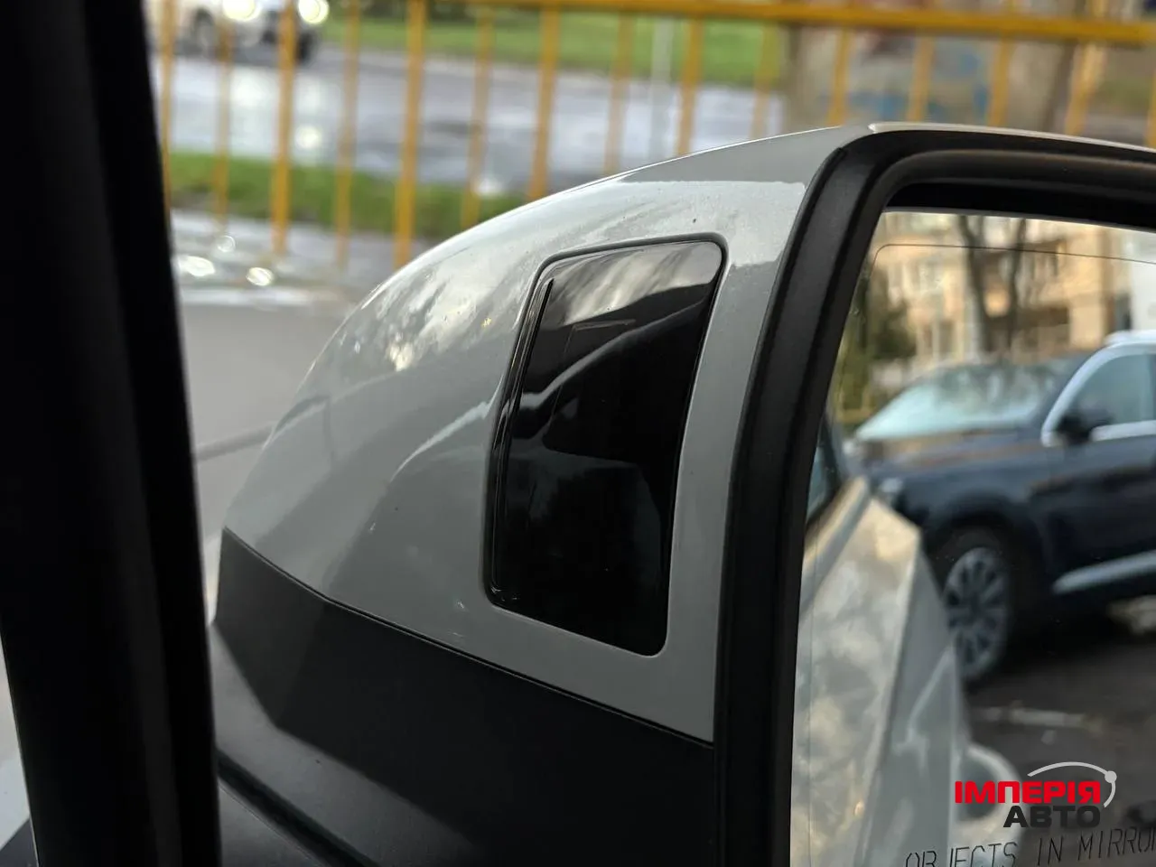 Audi Q7 - фото 8