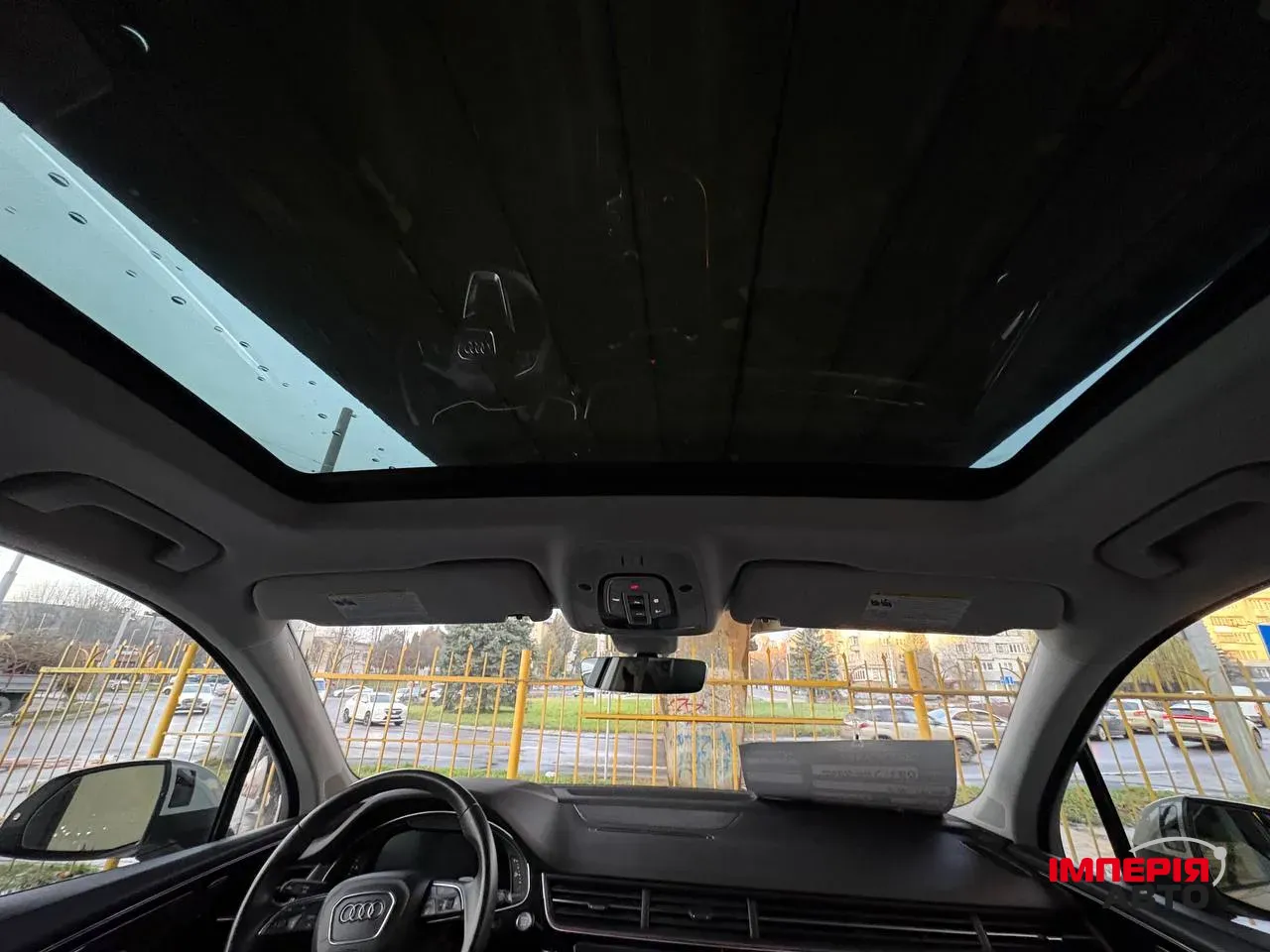 Audi Q7 - фото 11