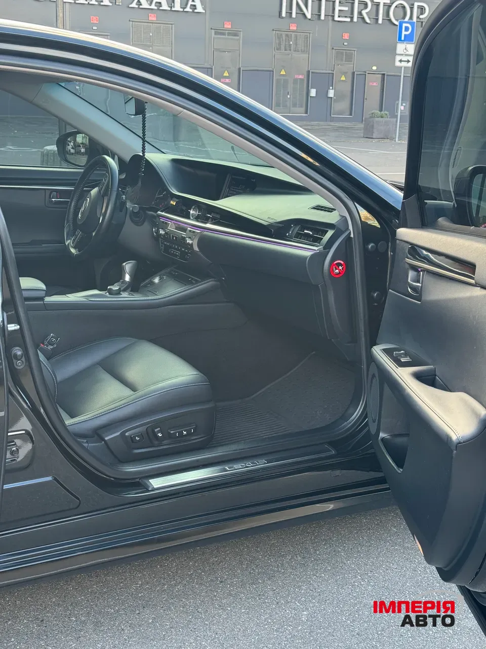 Lexus ES - фото 14