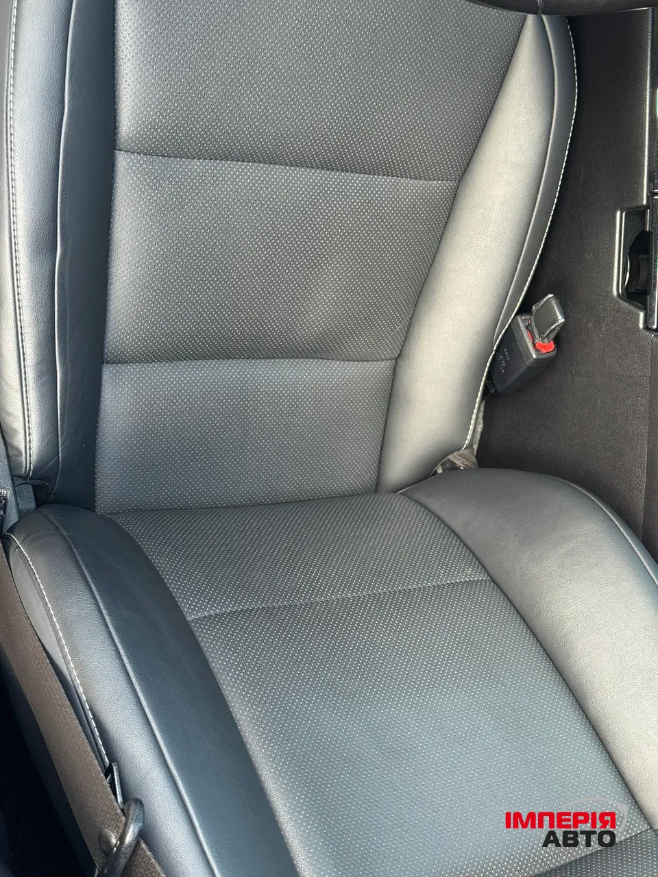 Lexus ES - фото 19